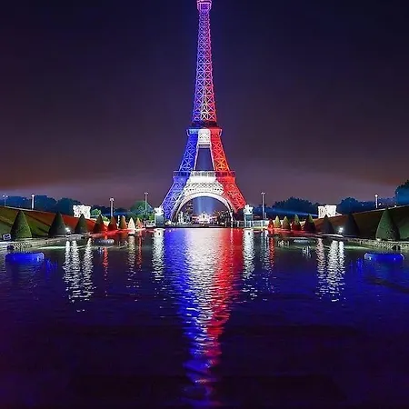 & Paris Happy For 10 Persons With Private Garden & Terrace 4 Bedrooms, 3 Bathrooms Fiber Wifi Netflix & Free Parking * 贝利罗曼维利而