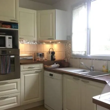 & Paris Happy For 10 Persons With Private Garden & Terrace 4 Bedrooms, 3 Bathrooms Fiber Wifi Netflix & Free Parking