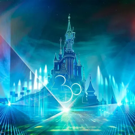 Villa & Paris Happy For 10 Persons With Private Garden & Terrace 4 Bedrooms, 3 Bathrooms Fiber Wifi Netflix & Free Parking *